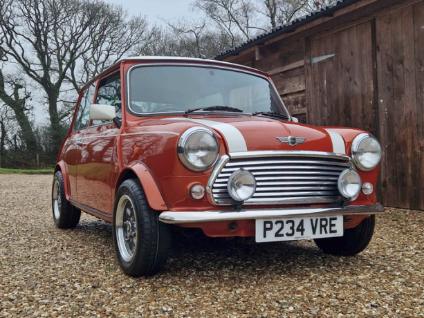 1997-mini-classic-cooper-on-just-13980-miles-from-new-big-0