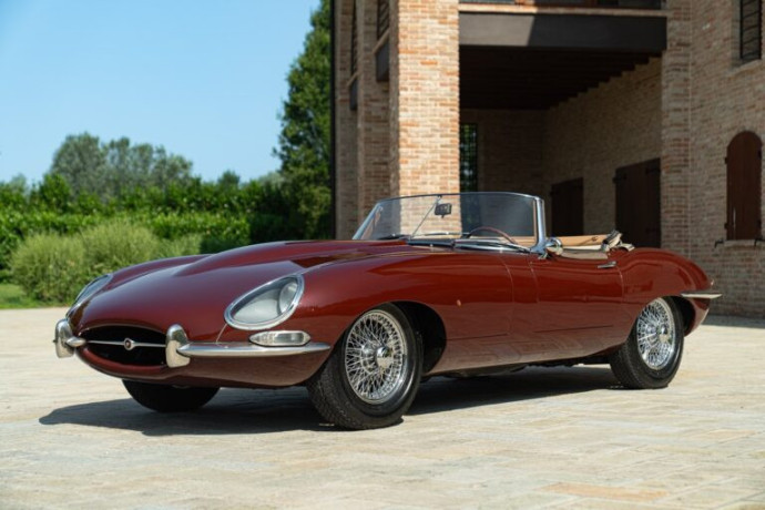 1964-jaguar-e-type-38-roadster-big-0