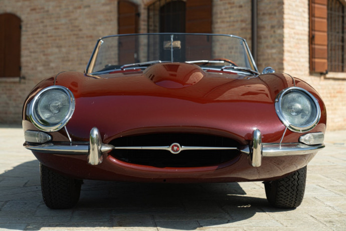 1964-jaguar-e-type-38-roadster-big-1